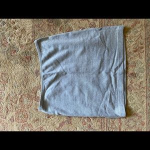 Gray pencil skirt